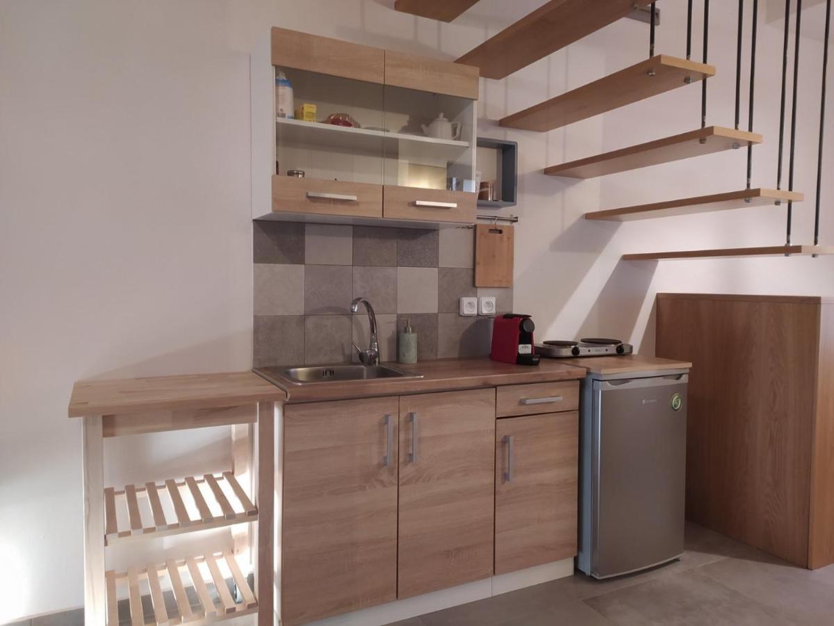 Monopati Eco Stay Raches  外观 照片